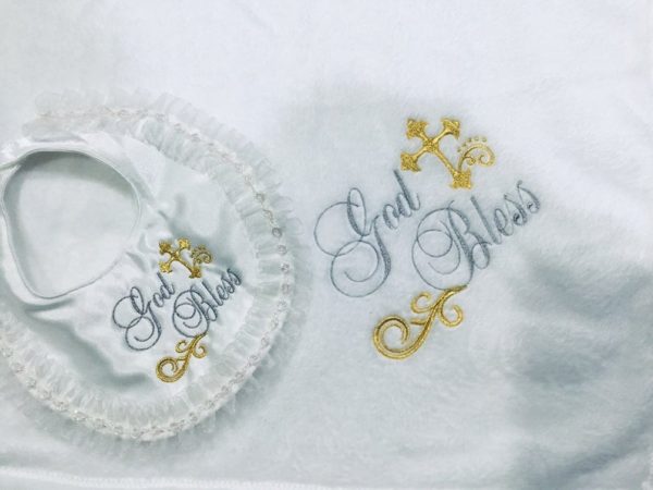 Personalized Christening bib and blanket